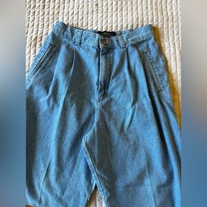 Lee Women's Light Blue Pleated Jeans